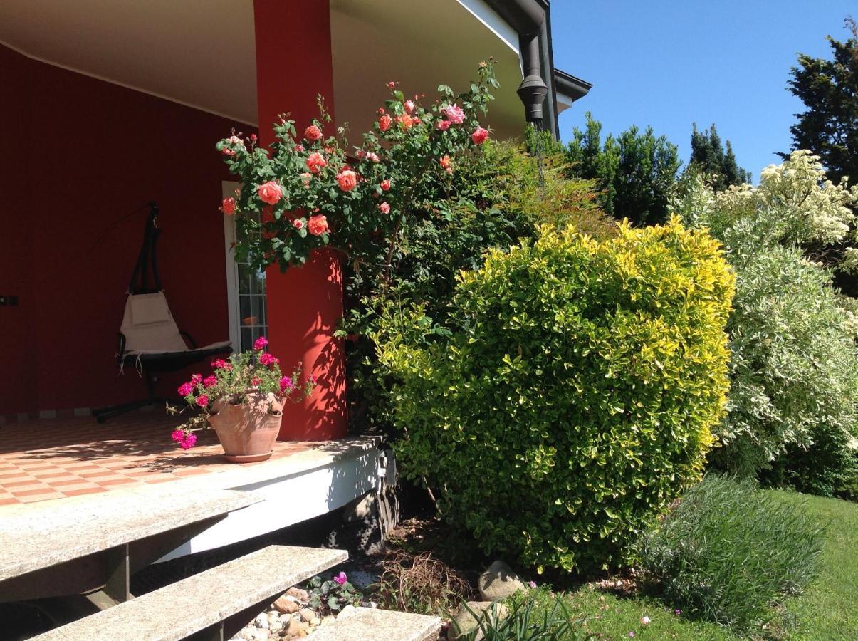'L Sass Bed & Breakfast Borgomanero Bagian luar foto