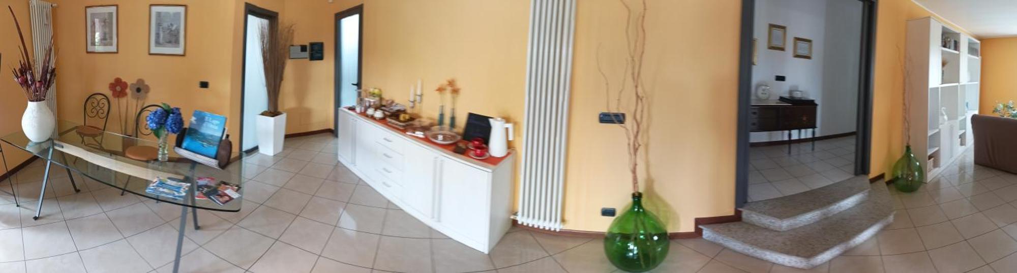 'L Sass Bed & Breakfast Borgomanero Bagian luar foto